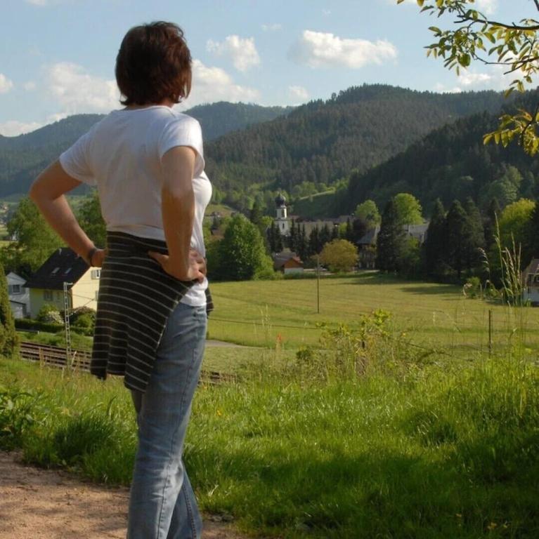 Oberbauernhof - Wohnung "Am Garten" -- Moderne Fewo Im Schoenen Schwarzwaldhaus Gutach Bagian luar foto